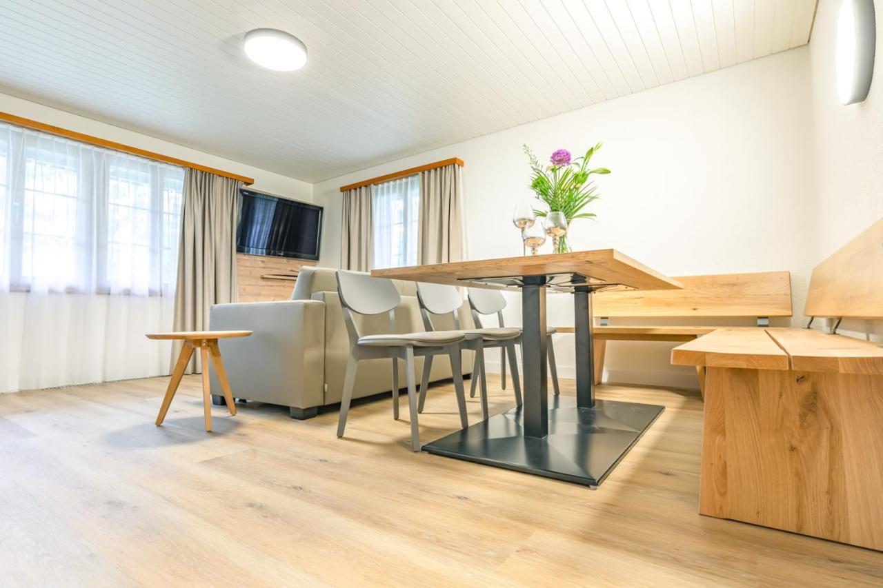 Kehr Apartment - Aare Jungfrau Ag กรินเดลวัลด์ ภายนอก รูปภาพ