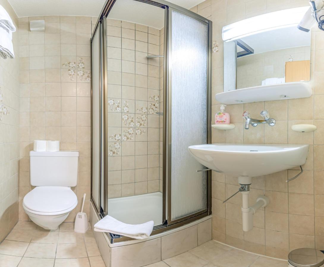 Kehr Apartment - Aare Jungfrau Ag กรินเดลวัลด์ ภายนอก รูปภาพ