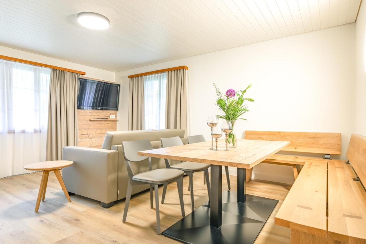 Kehr Apartment - Aare Jungfrau Ag กรินเดลวัลด์ ภายนอก รูปภาพ